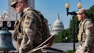 ΗΠΑ: Ο κυβερνήτης της Δυτικής Βιρτζίνια αναπτύσει στρατεύματα της Εθνοφρουράς στην Ουάσινγκτον
