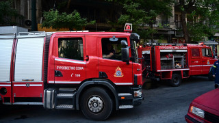 Φωτιά σε διαμέρισμα στην Καλαμαριά - Απομακρύνθηκε άνδρας απο το κτήριο