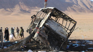 Αφγανιστάν: Πάνω από 70 νεκροί σε δυστύχημα λεωφορείου με μετανάστες που επέστρεφαν από το Ιράν