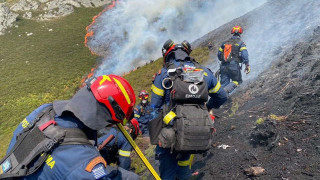 Οι Έλληνες δασοκομάντος της ΕΜΟΔΕ επιχειρούν στις μεγάλες πυρκαγιές της Ισπανίας