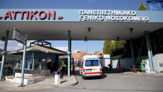 Σαλαμίνα: Συνελήφθη ο οδηγός της μηχανής που παράσυρε και εγκατάλειψε την 83χρονη