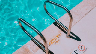 Παξοί: Ελεύθεροι με όρους οι γονείς και ο παππούς της 4χρονης που πνίγηκε σε πισίνα