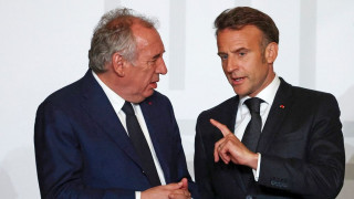 Σε αδιέξοδο η Γαλλία: Η κυβέρνηση Μπαϊρού κινδυνεύει, «σεισμός» στην οικονομία