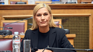 Χανιά: Απειλητικά συνθήματα σε τοίχο και φέιγ βολάν έξω από το πολιτικό γραφείο της Σ. Βολουδάκη