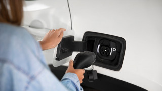 «Κινούμαι Ηλεκτρικά»: Πώς μπορεί να μάθει ένας πολίτης αν μπορεί να υποβάλει αίτηση