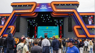 Το πρώτο βραβείο F1® Allwyn Global Community Award απονεμήθηκε στο Ολλανδικό Grand Prix