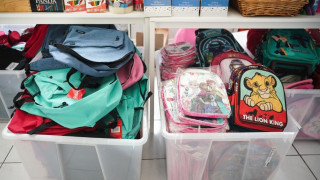 Συγκέντρωση σχολικών ειδών από τον Δήμο Αθηναίων για παιδιά ευάλωτων οικογενειών