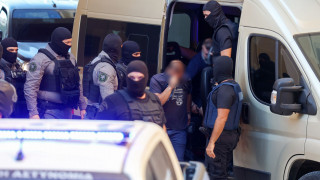 «Μόνο δολοφονία δεν μας έχει ζητήσει» - Οι καυτοί διάλογοι της μαφίας στην Κρήτη για αρχιμανδρίτη