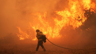 Η κλιματική αλλαγή 40πλασίασε την πιθανότητα κυμάτων καύσωνα που ευνοούν τις πυρκαγιές