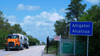 ΗΠΑ: Παγώνει με απόφαση δικαστηρίου το «λουκέτο» στο κέντρο κράτησης «Αλκατράζ με αλιγάτορες»