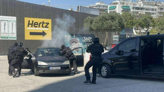 ΔΕΘ: Εντυπωσιακή άσκηση διαχείρισης σοβαρού περιστατικού ομηρίας από την ΕΚΑΜ