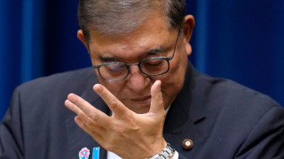 Παραίτηση Ισίμπα στην Ιαπωνία: «Ακέφαλη» μία από τις ισχυρότερες οικονομίες παγκοσμίως - Η διαδοχή