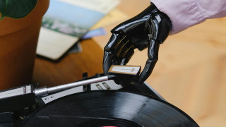 Η Σουηδία δίνει άδεια μουσικής σε εταιρείες ΑΙ - Προστασία και δικαιώματα για δημιουργούς