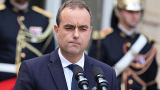 Λεκορνί: «Η Γαλλία να αφήσει πίσω το παρελθόν» - Με το... καλημέρα αντιμέτωπος με το «μπλόκο σε όλα»