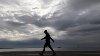 Καιρός σήμερα: Συννεφιά σε Μακεδονία και Θράκη - Πού θα δείξει 35 βαθμούς το θερμόμετρο