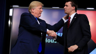 Πώς ο Τσάρλι Κερκ κέρδισε το θαυμασμό του Ντόναλντ Τραμπ