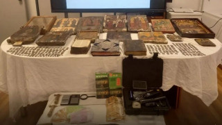 Απολογούνται οι συλληφθέντες για την υπόθεση αρχαιοκαπηλίας στην Μονή Μεγάλου Σπηλαίου