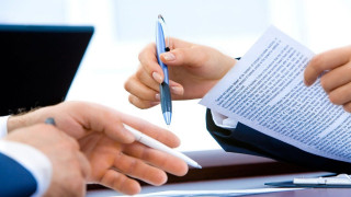 «Ανακαλύψτε τα Σημαντικότερα Πρωτοσέλιδα των Εφημερίδων (12 Σεπτεμβρίου)» 13 Ποιες μικρομεσαίες επιχειρήσεις μπορούν να υποβάλουν αίτηση για επιχορήγηση 200.000 ευρώ
