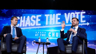 Η σορός του Κερκ θα μεταφερθεί στην Αριζόνα με το Air Force Two συνοδεία του αντιπροέδρου Βανς