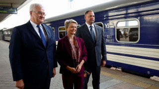 Εκατό νέες κυρώσεις στη Ρωσία από το Ην. Βασίλειο - Πλήγμα στα έσοδα και τις στρατιωτικές προμήθειες