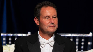 Σάλος από τις δηλώσεις παρουσιαστή στις ΗΠΑ: Ζήτησε την εξολόθρευση των αστέγων - Ζήτησε συγγνώμη