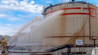 «Βροχή» με πάνω από 360 drone κατά της Ρωσίας εξεπέλυσε η Ουκρανία - Στο στόχαστρο και διυλιστήριο