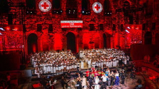Ελληνικός Ερυθρός Σταυρός: Tεράστια επιτυχία η συναυλία για τις Πανανθρώπινες Αξίες στο Ηρώδειο