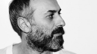 Γιώργος Ελευθεριάδης: «Το Dramodé δεν είναι ένα fashion show, είναι μία πολυσυλλεκτική γιορτή μόδας»