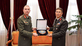 ΜΟΕ: Επίσκεψη του Διοικητή της 1ης Στρατίας στην έδρα της τουρκικής 1ης Στρατιάς