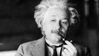 Σε δημοπρασία βιολί του Αϊνστάιν - Έως και 300.000 λίρες αναμένεται να πωληθεί