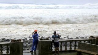 Ο «υπερ-τυφώνας» Ραγκάσα πλησιάζει απειλητικά τις Φιλιππίνες - Ασύλληπτες ριπές ανέμων