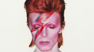 Το εμβληματικό εξώφυλλο του Aladdin Sane του Ντέιβιντ Μπόουι σε δημοπρασία - Θα σπάσει ρεκόρ
