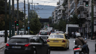 Καραμπόλα 8 οχημάτων στην Λεωφόρο Αλεξάνδρας - Μποτιλιάρισμα στην Πατησίων