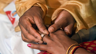 Ζευγάρι στην Ινδία χωρίζει επειδή δεν τα πάνε καλά τα... κατοικίδιά τους - Η απίστευτη ιστορία