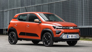 Ηλεκτρικά αυτοκίνητα με τιμές-έκπληξη στην Ιταλία