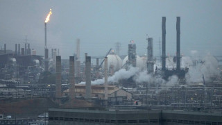 Συναγερμός στην Καλιφόρνια: Φωτιά σε διυλιστήριο της Chevron στο Ελ Σεγκούντο