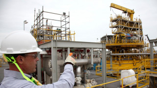 UBS: Βραχυπρόθεσμη αστάθεια στις τιμές του αργού πετρελαίου