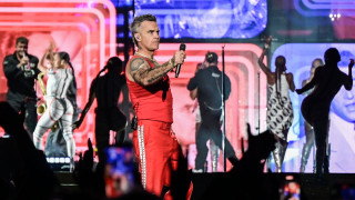 Ακυρώθηκε η συναυλία του Ρόμπι Γουίλιαμς στην Κωνσταντινούπολη - Τι του «χρεώνουν» οι Τούρκοι