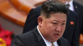 Βόρεια Κορέα: Ο Κιμ Γιονγκ Ουν δηλώνει ότι η χώρα του θα αναπτύξει πρόσθετα στρατιωτικά μέσα