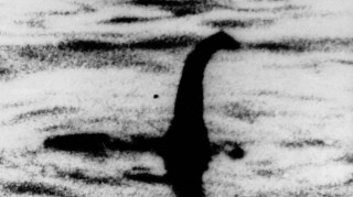 «Δεν μπορείς να σκοτώσεις έναν θρύλο με την επιστήμη»: Ο αιώνας αναζήτησης του Τέρατος του Λοχ Νες