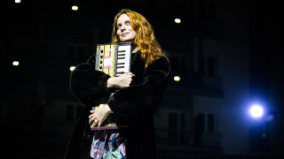 Nalyssa Green: «Αφήνω τις ιδέες να εκκολαφθούν μέσα μου, μέχρι να γίνουν φως και ήχος»