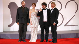 Κυκλοφόρησε το νέο τρέιλερ της ταινίας «Bugonia»