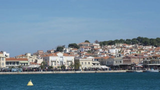 Μυτιλήνη: Κατολίσθηση στο Πλωμάρι - Κομμένος στα δύο ο δρόμος