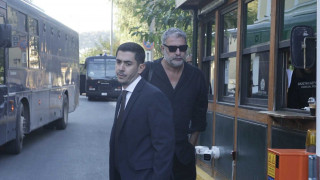 Στην Ευελπίδων ο Μπισμπίκης για το τροχαίο στη Φιλοθέη - Αντιμέτωπος με πρόστιμο 1200 ευρώ