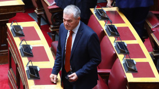 Ο Δημήτρης Κυριαζίδης επιστρέφει στη ΝΔ - Στους 156 οι «γαλάζιοι» βουλευτές