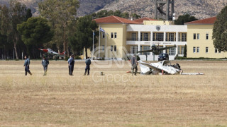Οι πρώτες φωτογραφίες από το ατύχημα με αεροσκάφος στο Τατόι - Τραυματίστηκαν δύο χειριστές