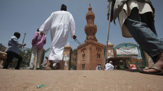 Σουδάν: Τουλάχιστον 13 νεκροί σε επίθεση εναντίον τεμένους στην ελ Φάσερ