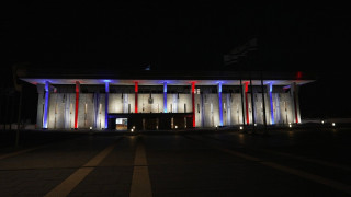 H Κνεσέτ φωτίστηκε με τα χρώματα της σημαίας των ΗΠΑ προς τιμήν της αναμενόμενης επίσκεψης Τραμπ