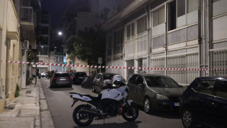 Άγιος Παντελεήμονας: Βίντεο από τη στιγμή που ο 48χρονος, αιμόφυρτος, ζητά βοήθεια