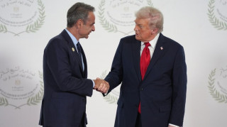 «Σύνθετο νομικά ζήτημα» η συμμετοχή της Αθήνας στο «Συμβούλιο Ειρήνης» του Τραμπ